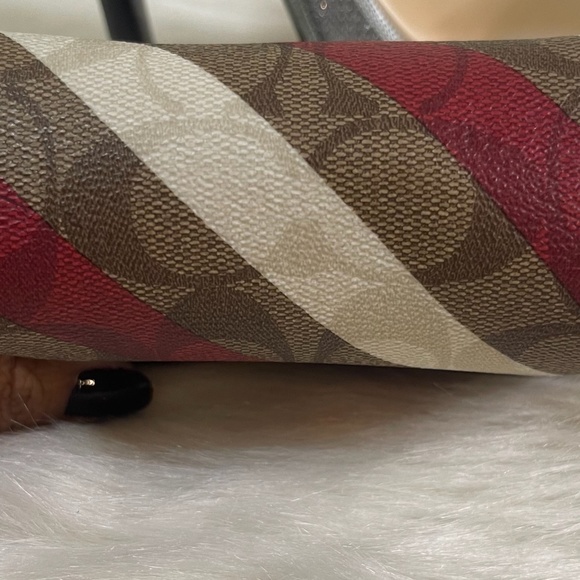 2 pcs COACH Red Rowan Satchel & Coach mini box cosmetic case - Picture 13 of 14